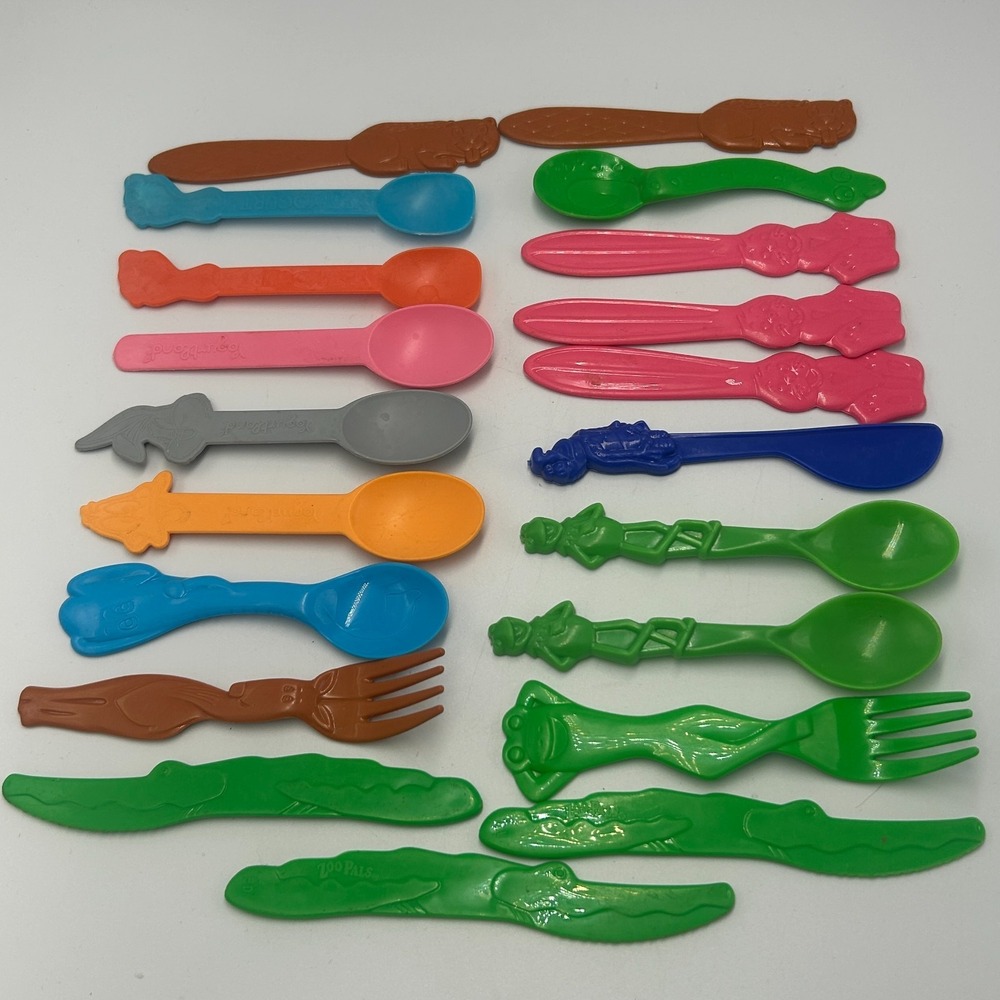Hefty Zoo Pals Dixie Krazy Kritters Utensils 20 Kids Plasticware Looney Tunes